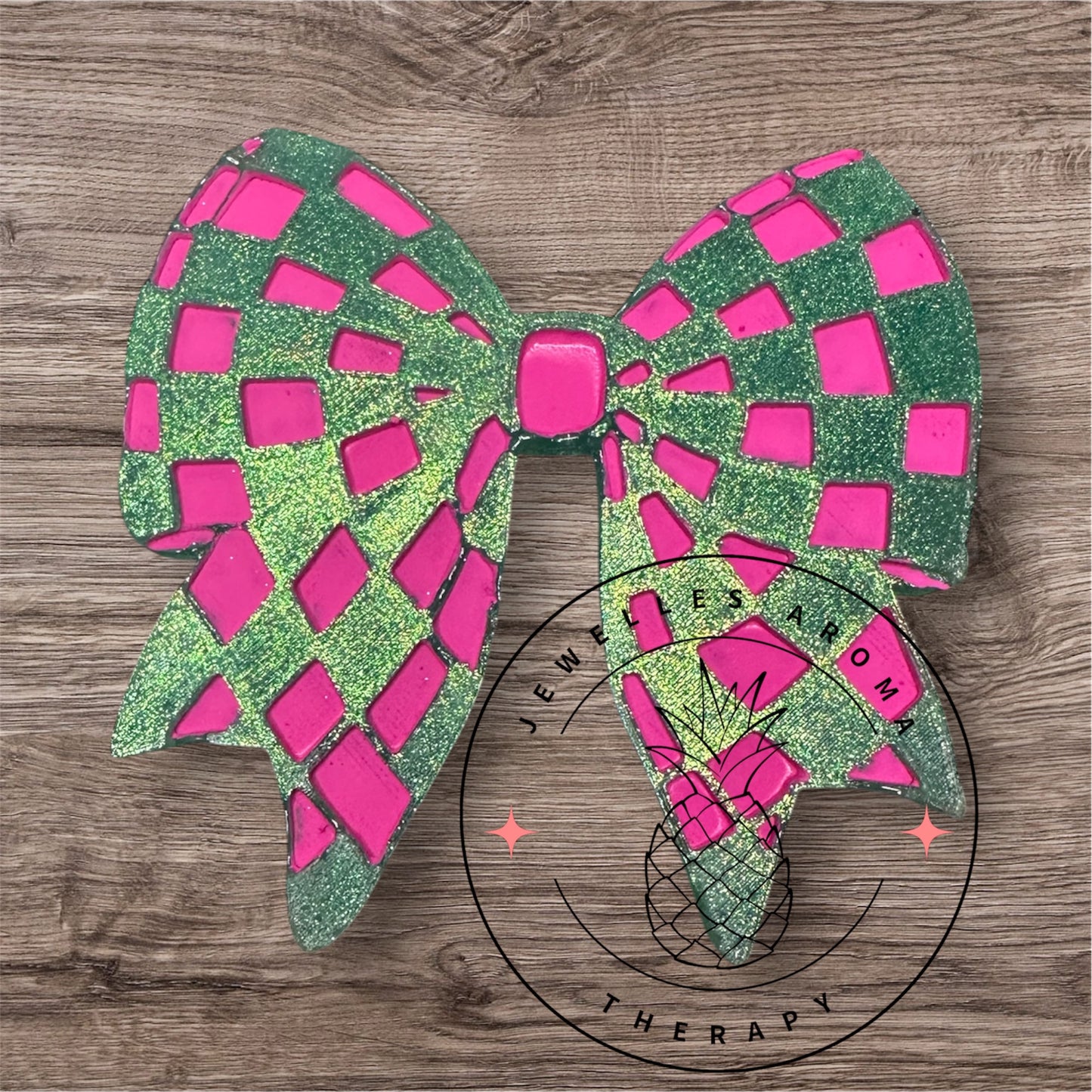 Checkered Bow