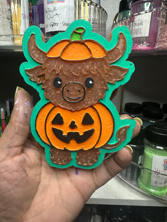 Highland cow pumpkin