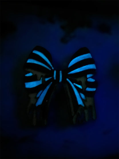 Beetle juice bow
