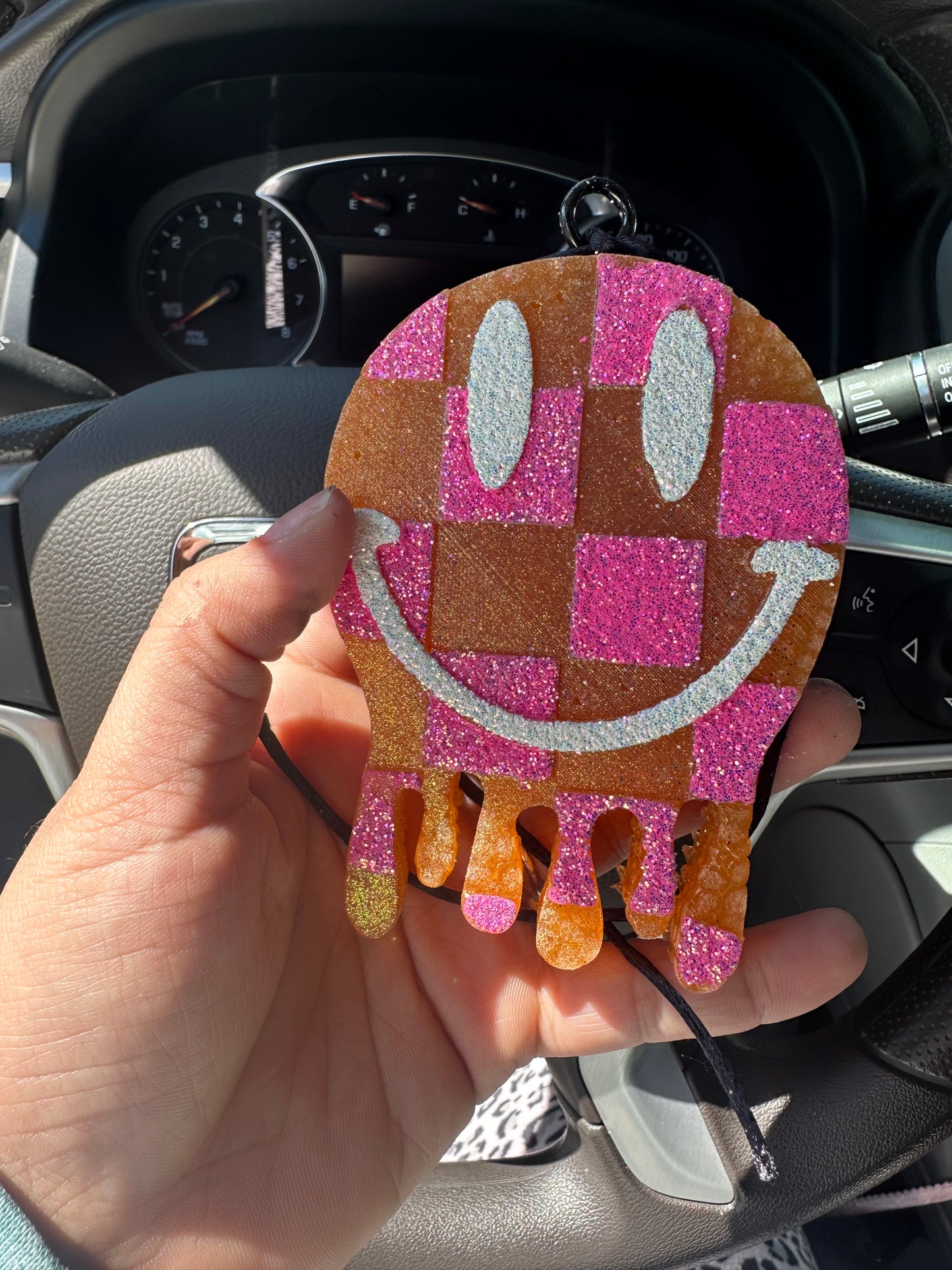 Drippy smiley face set