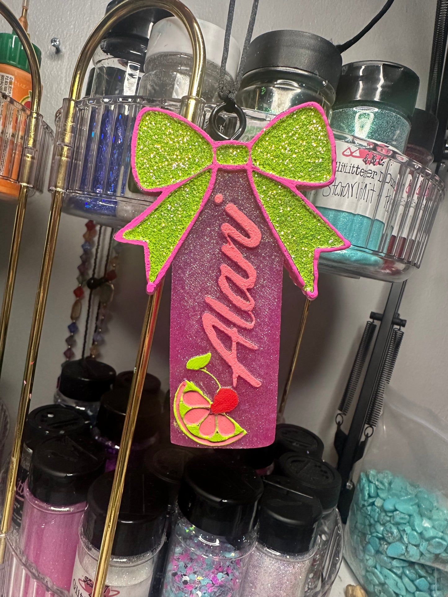 Drink with bow